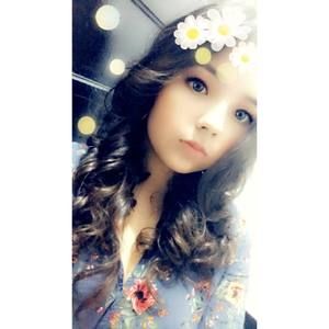 Meet your Posher, Adriana